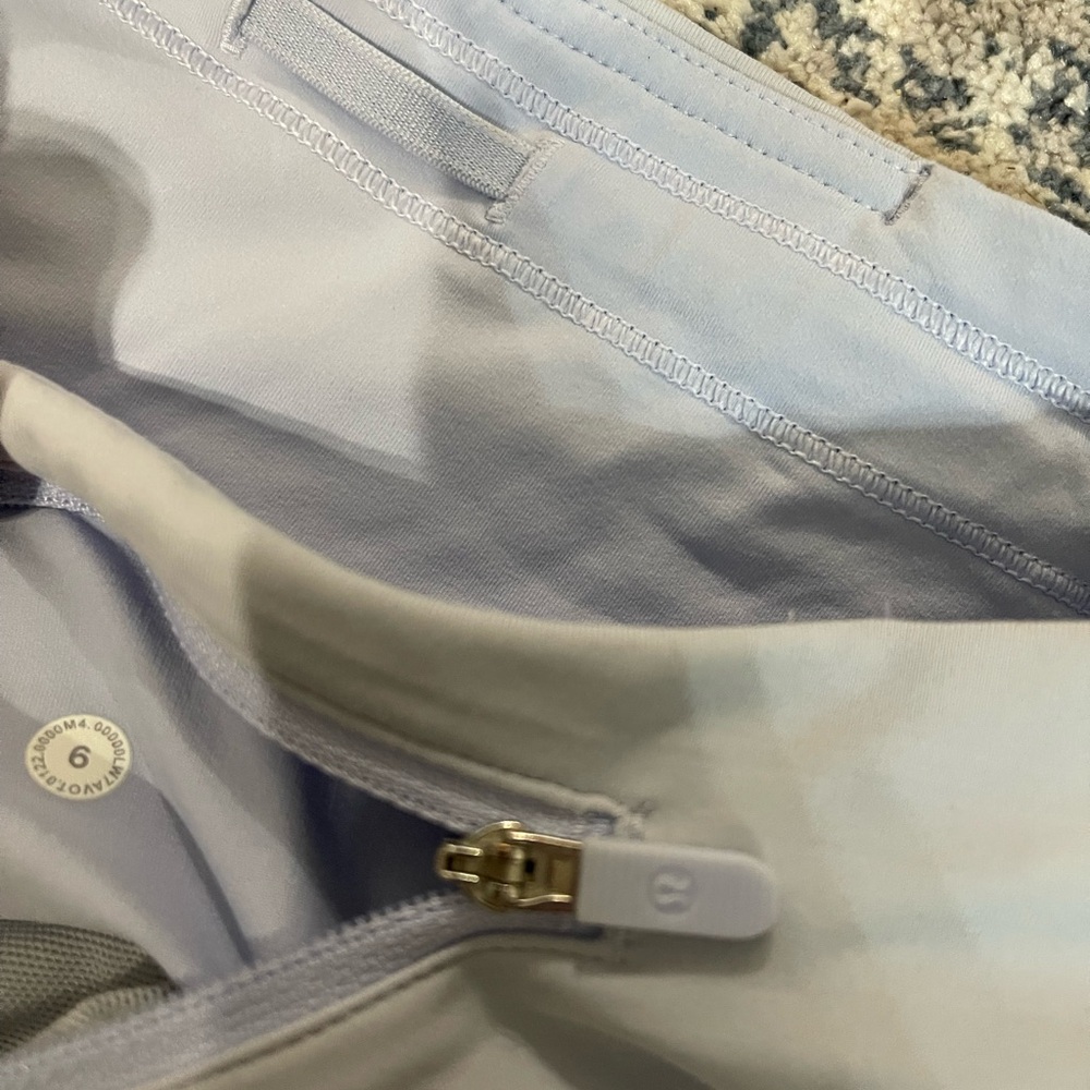 Lululemon 2 piece set size 6 - Picture 6 of 10